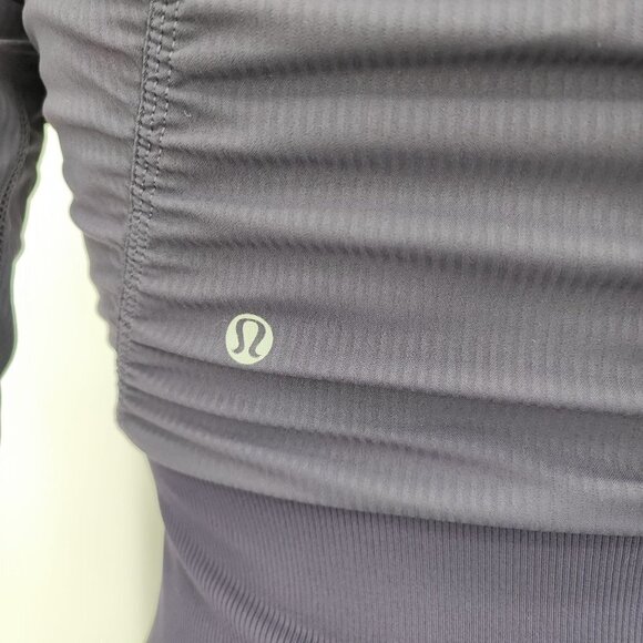 Lululemon Women’s Dance Studio Reversible Purple Hooded Jacket Size 2 - Picture 6 of 13